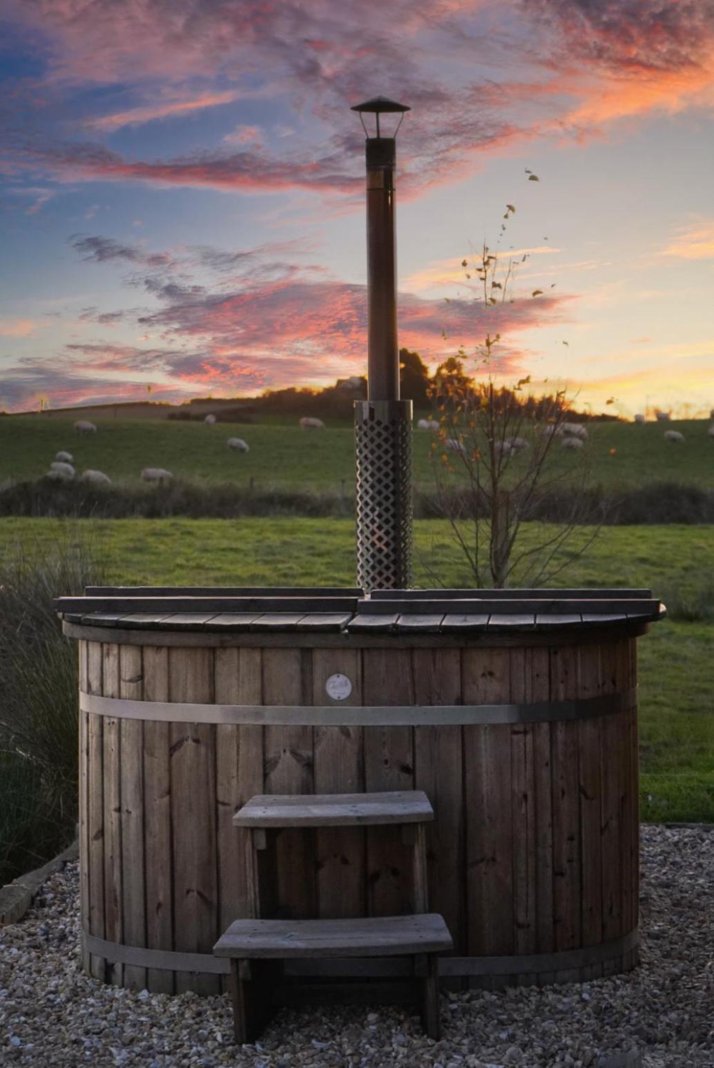 Four Acres Farm Shepherds Huts Donaghadee Exterior photo